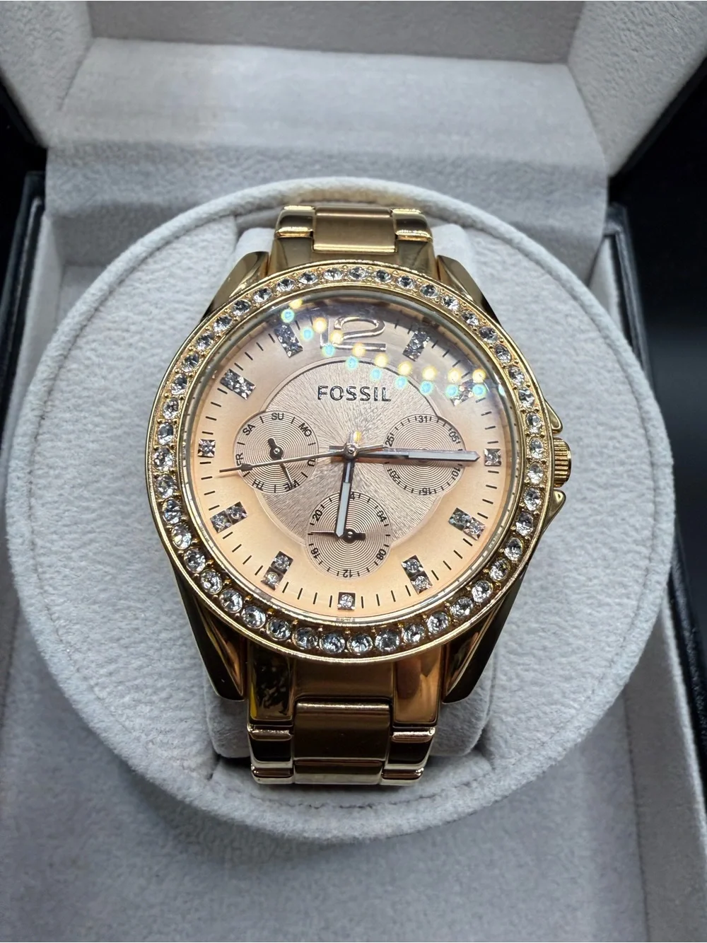 Fossil Riley ES2811 Gold Tone Crystal Watch Womens 38.6mm Rose Dial Multi 10 ATM